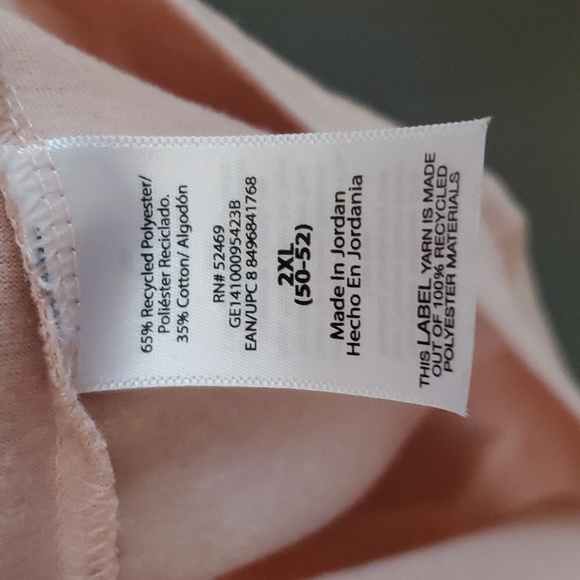 Disney  T size 2XL - Picture 4 of 5